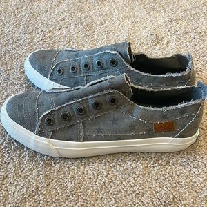 Blowfish Women’s Slip-on Shoes